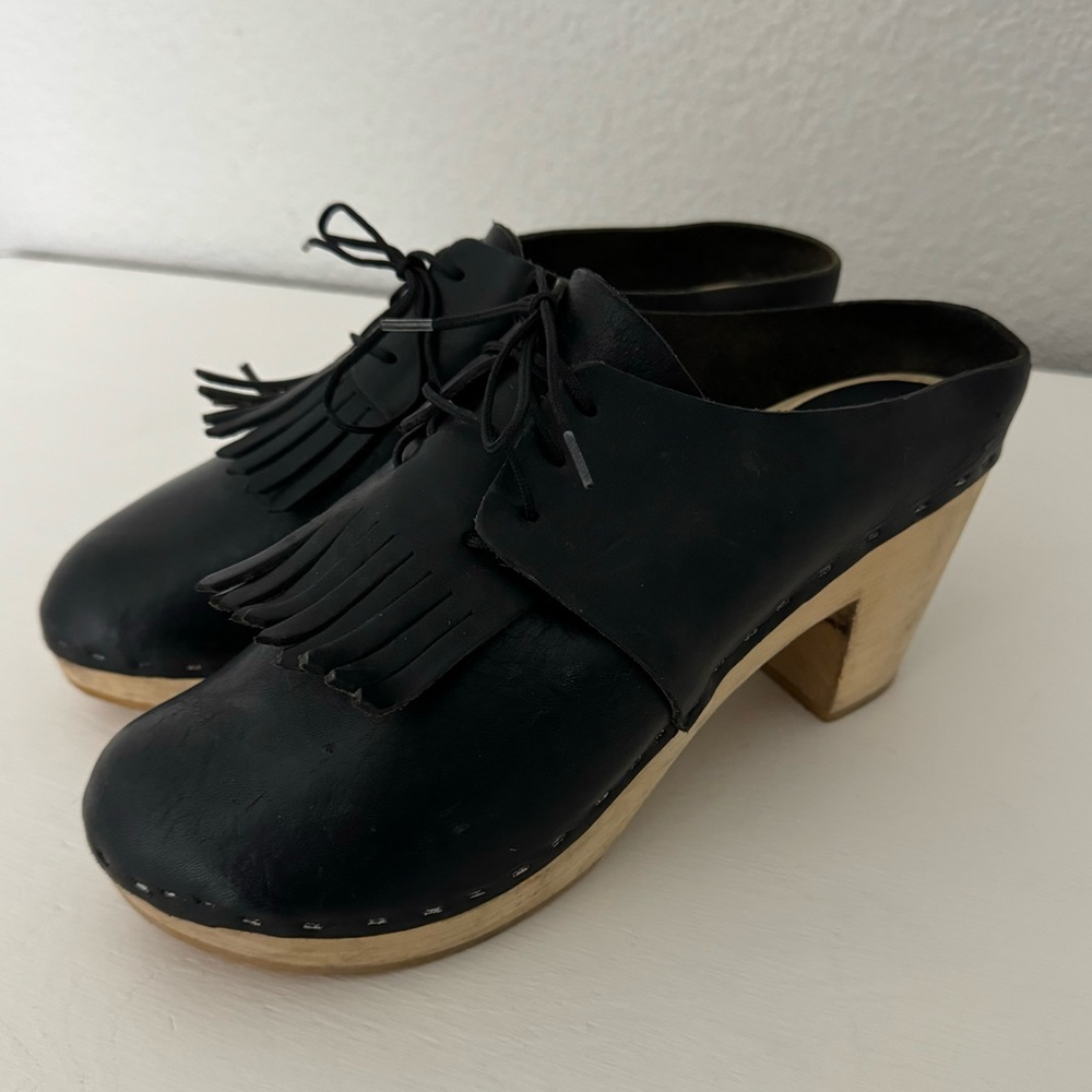 Bryr Clogs Camilla Black Kiltie Block Heel Shoes Size 39
